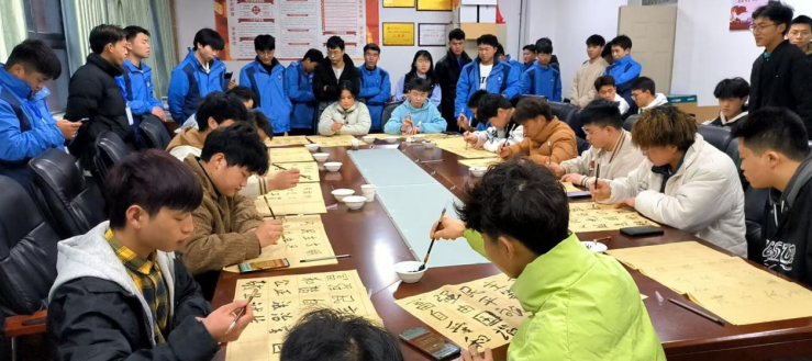 機電汽車工程系舉辦“翰墨歌盛世，青春頌黨恩”校園書法大賽初賽