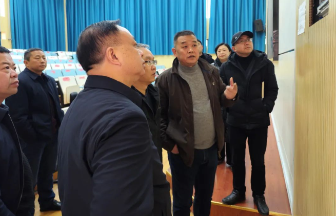 邱國(guó)援帶隊(duì)檢查開(kāi)學(xué)準(zhǔn)備工作并部署校園安全工作